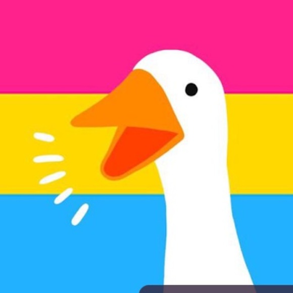 Meet your Posher, Christina - Picture 1 of 1